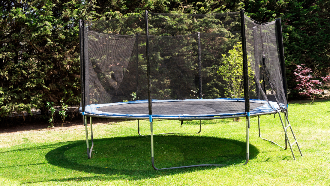 Plen og trampoline