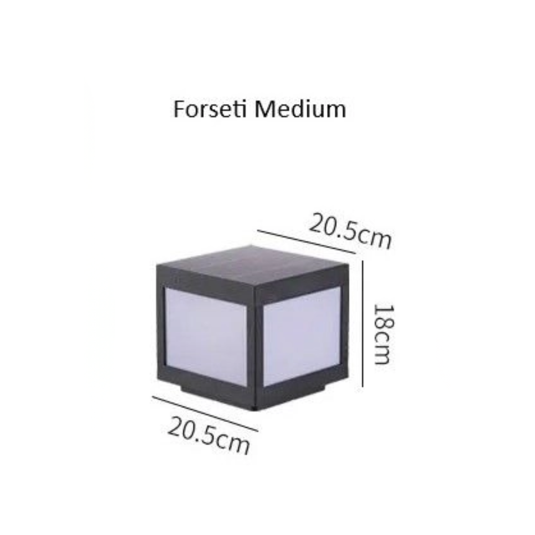 Forseti Medium solcelle stolpelampe